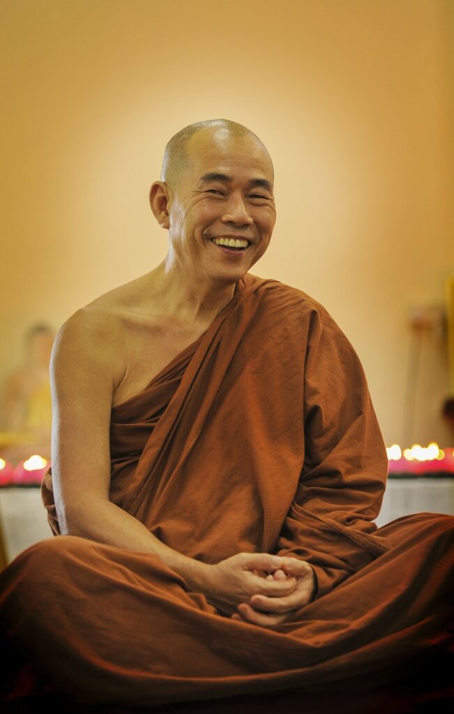 theravada buddhism, old smiling monk, old monk-1858692.jpg